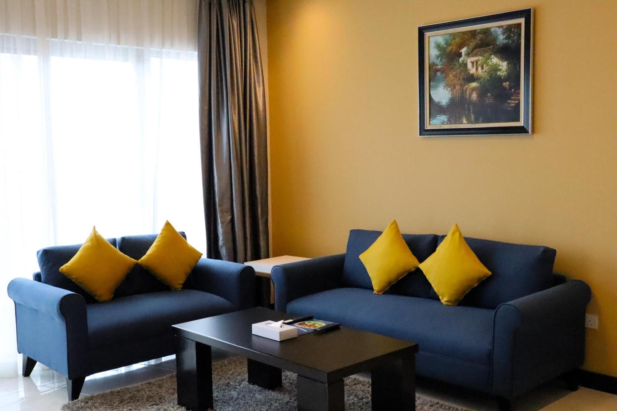Loumage Suites And Spa Manama Exterior photo