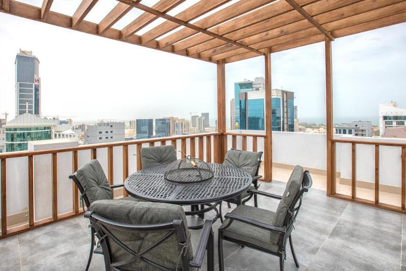 Loumage Suites And Spa Manama Exterior photo